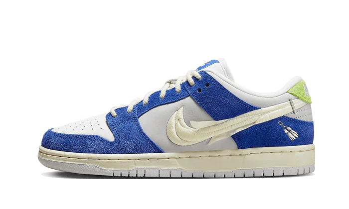 Dunk SB Low Pro QS Fly Streetwear